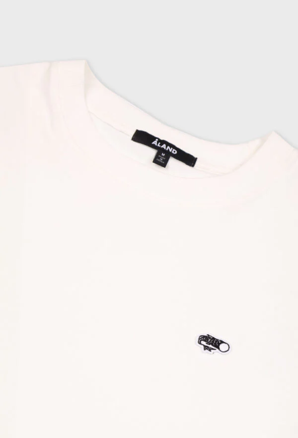 ALAND FISH GRAPHIC WAPPEN TEE - Image 7
