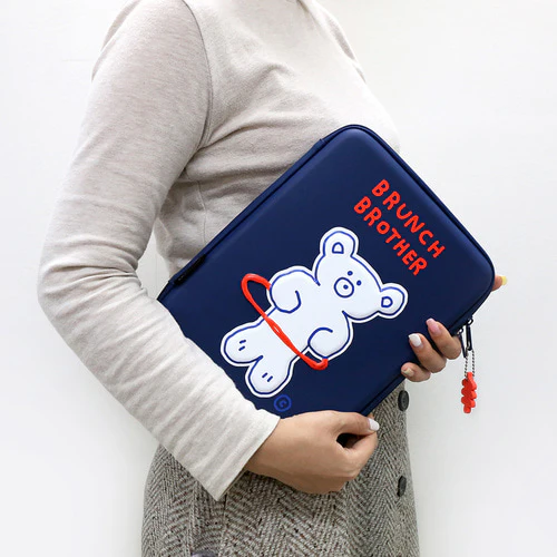 BRUNCH BROTHER_HOLA BEAR_IPAD 11INCH EVA POUCH_NAVY - Image 3