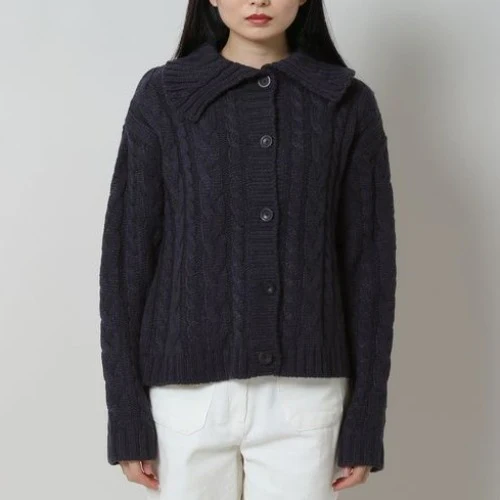 COLLAR CABLE KNIT CARDIGAN