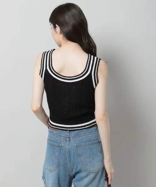 CONTRAST SLEEVELESS CROP KNIT - Image 3
