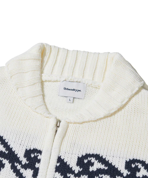 COWICHAN DRAWING LOVE KNIT CARDIGAN - Image 3