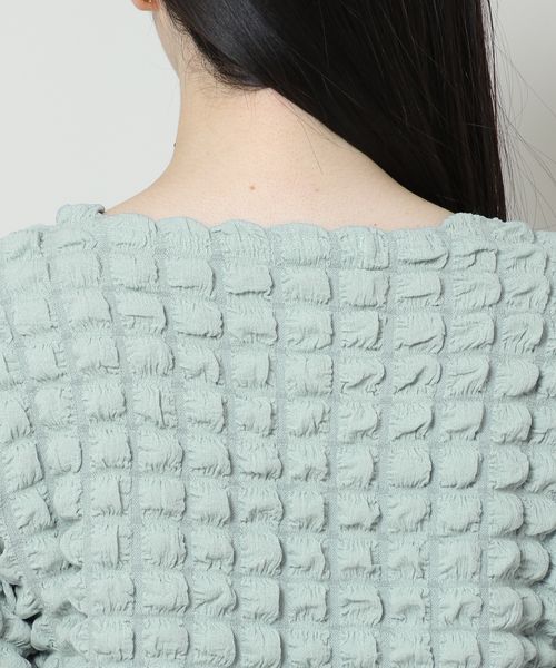 EMBOSSING LONG SLEEVE CROP TEE - Image 5