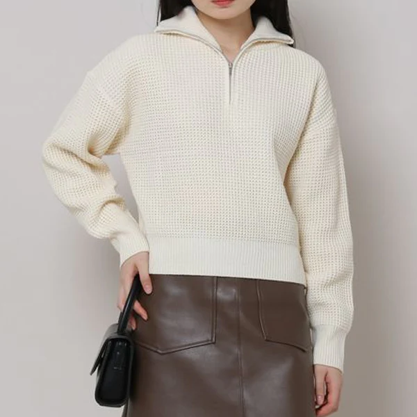 HALF ZIP-UP KNIT TOP - Image 4