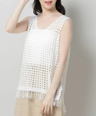 LAYERED FRINGE KNIT VEST