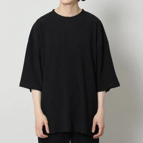 MEN'S PLEATED ROUND NECK T-SHIRT