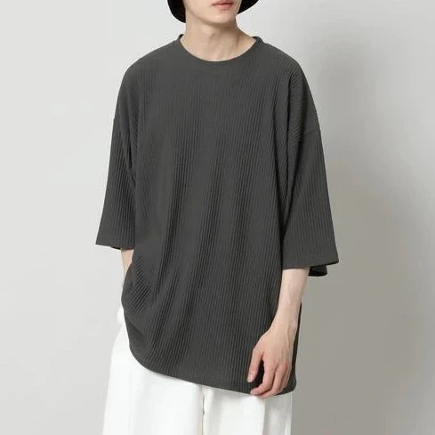 MEN'S PLEATED ROUND NECK T-SHIRT - Image 2