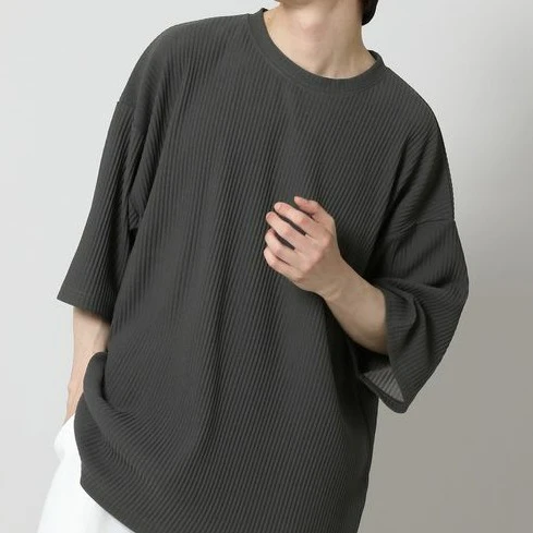 MEN'S PLEATED ROUND NECK T-SHIRT - Image 4