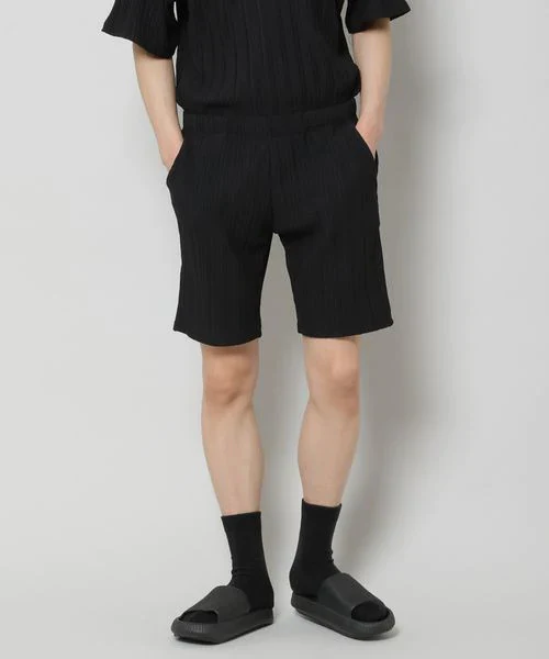 MEN'S PLEATS SHORTS - Image 2