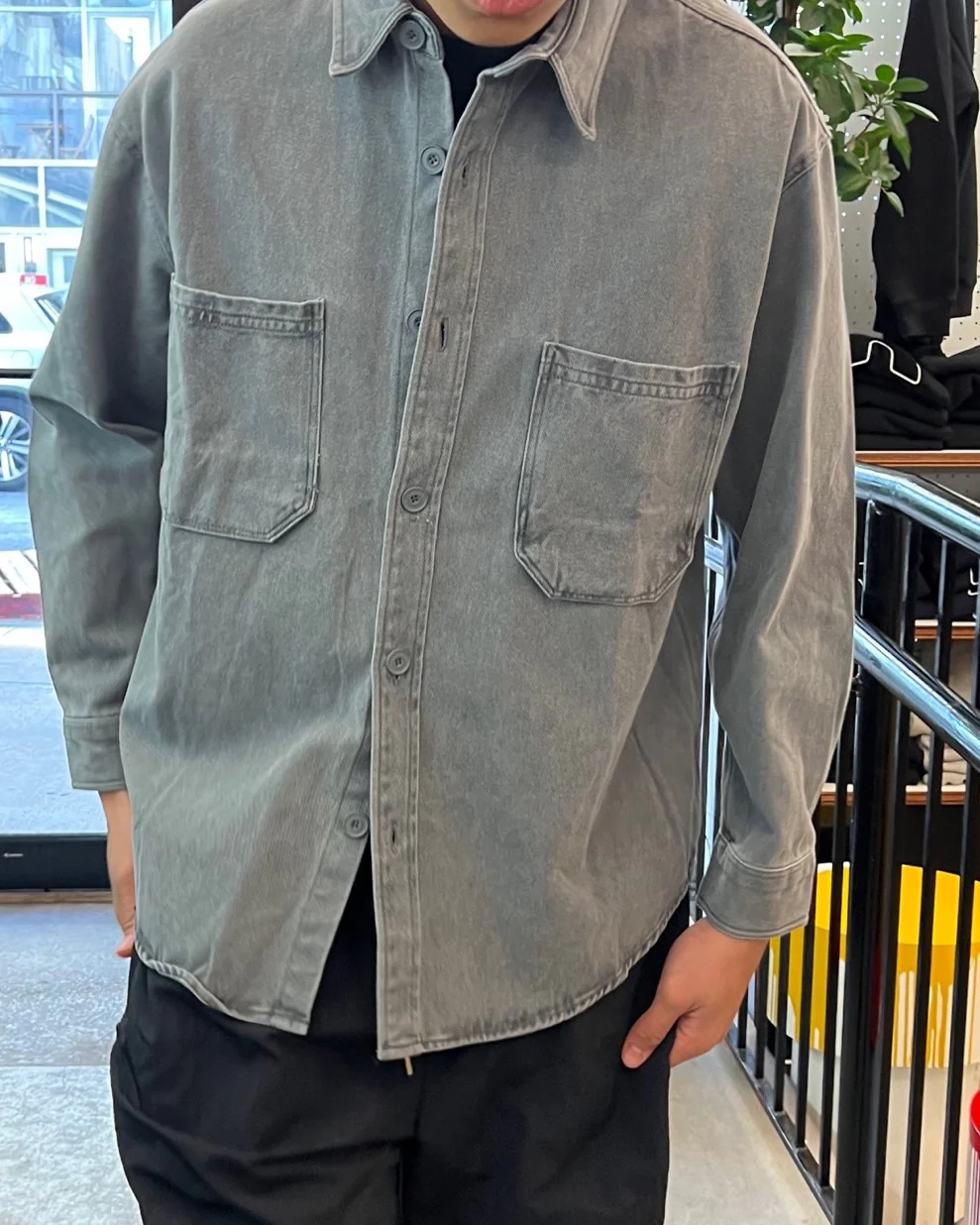 MEN'S STANDARD POCKET DENIM SHIRT