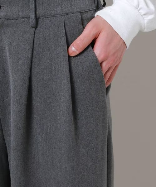 MEN'S TWO-TUCK SLACKS - Image 11