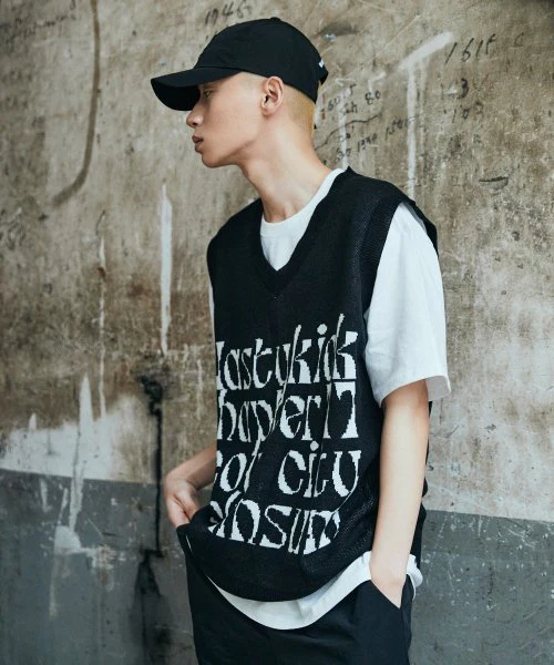 KINSUM KNIT VEST - Image 5
