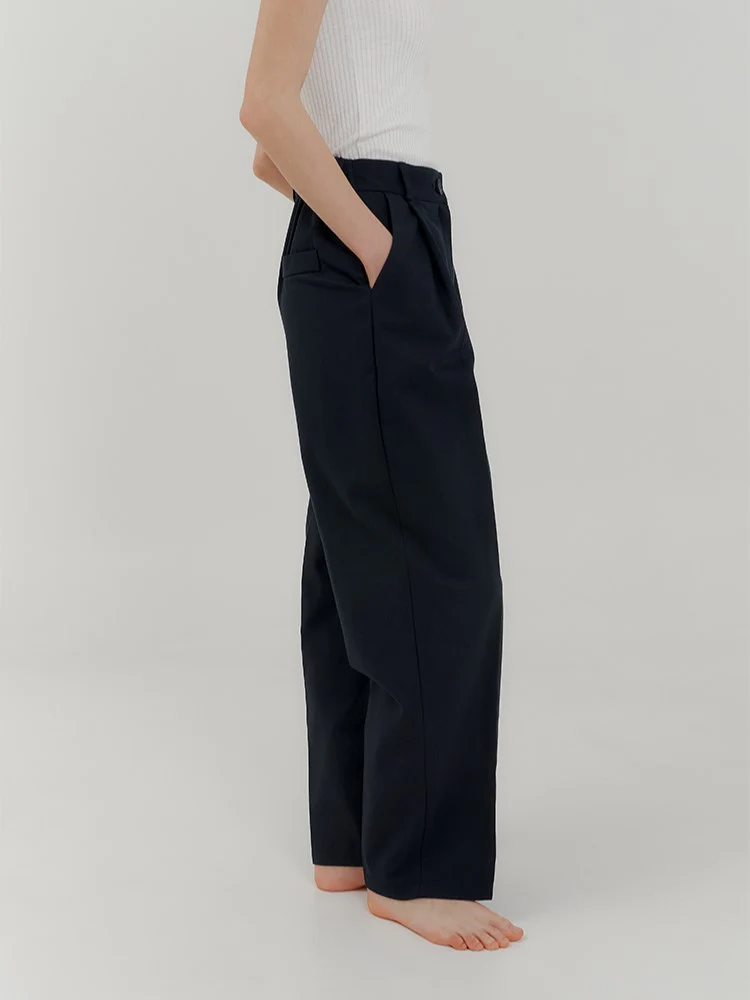 ONE-TUCK HALF BANDING PANTS - Image 2