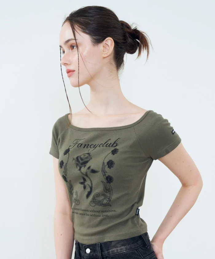 ROSE BEDS OFF-SHOULDER