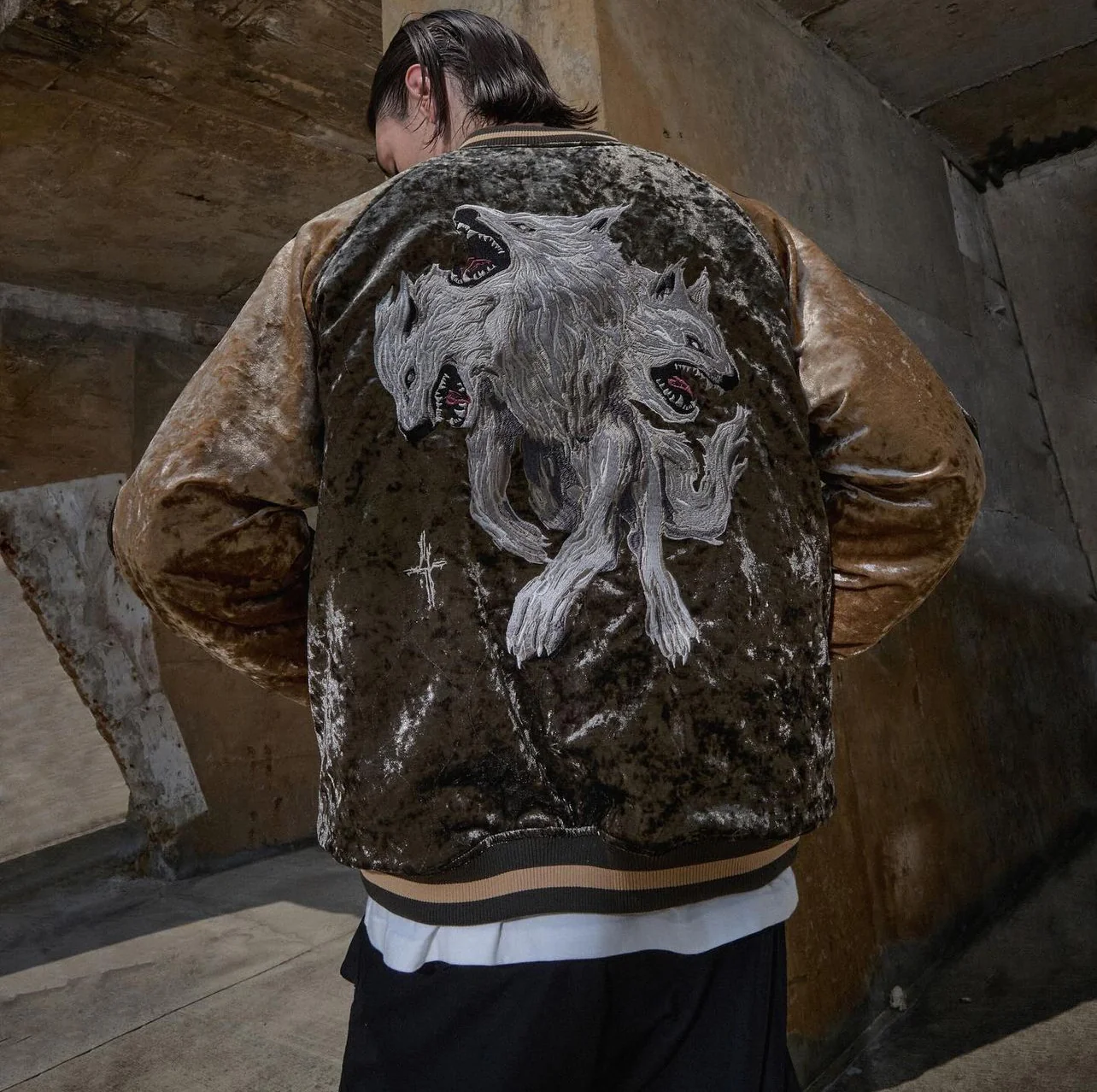 WOLF SOUVENIR QUILTING BLOUSON JACKET